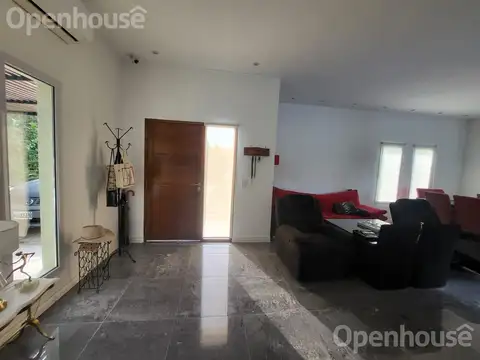 Casa en Venta en Pilar del Este - Santa Guadalupe, USD 240.000