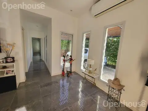 Casa 5 ambientes con 3 baños