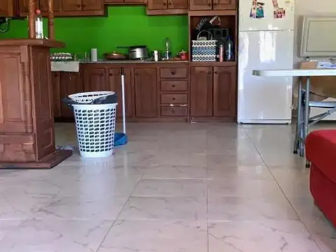 Casa en venta - 1 Dormitorio 2 Baños - 675Mts2 - San Vicente