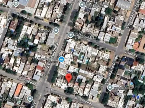 Casa 5 ambientes con 2 baños