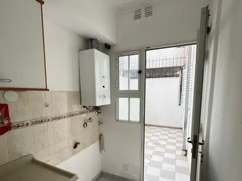 Departamento interno en barrio Sur
