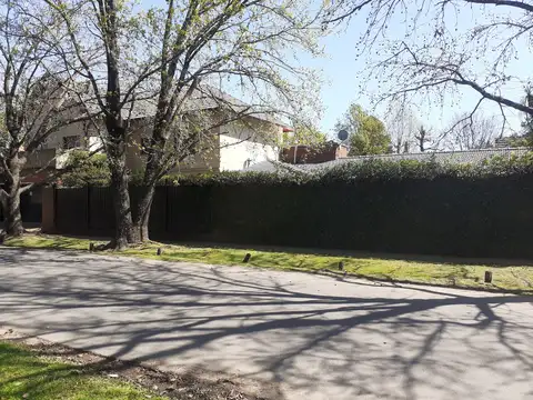 3 de Febrero 2221