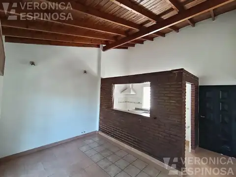Depto Tipo Casa en Alquiler en Ciudadela, $ 650.000