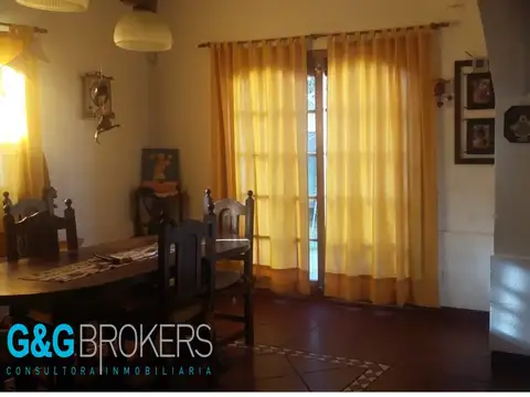 CHALET EN UNA PLANTA - CASTELAR NORTE -