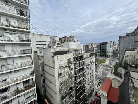 Arenales y Suipacha | 3 Amb C/ Dep. | Balcon Corrido Frente | Cochera Espacio | Todo Luz | Piso Alto