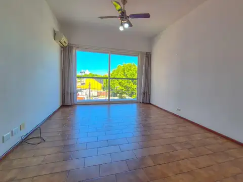 San Carlos al 1600