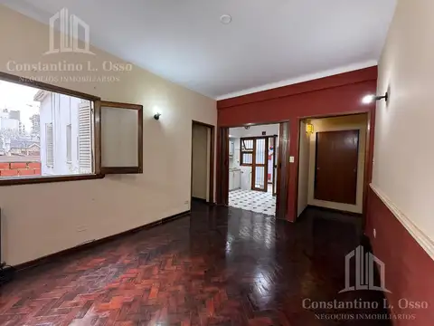 Departamento tres ambientes - Patio - Lanus Oeste - Venta