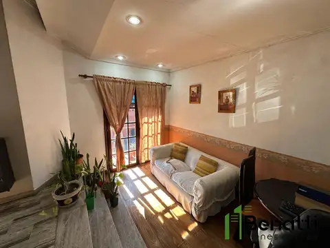 Depto Tipo Casa 4 ambientes con 1 baño