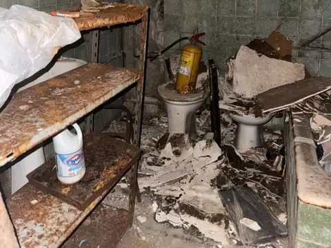 Depto Tipo Casa en Venta en Villa del Parque, USD 50.000