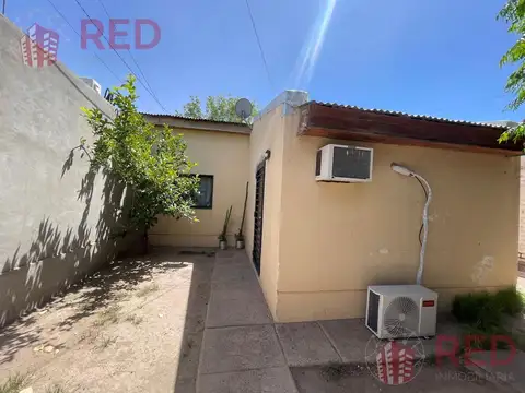 Casa en Venta con 5 cocheras