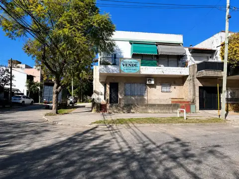 Depto Tipo Casa en Venta de 2 ambientes