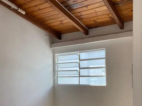 VENTA DEPARTAMENTO INTERNO/B° PARAISO