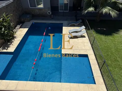 Universidad De Buenos Aires 2400