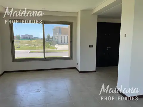 Hermosa Casa en Riberas