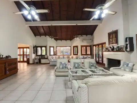 Alejandro J. Vitale 500