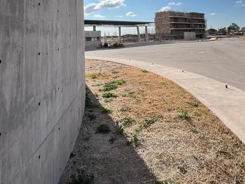 Terreno en Venta 36  mts Fondo