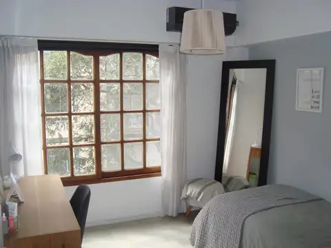 Departamento en Venta en Olivos 4 ambientes con Cochera