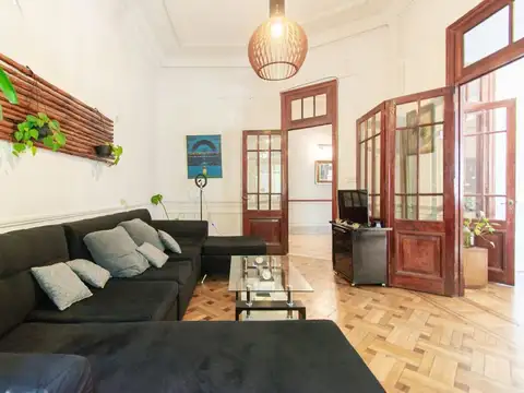 Departamento 6 ambientes con 2 baños
