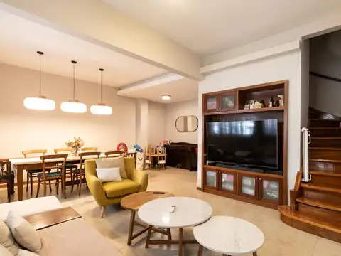 VENTA CASA 6 AMB + ESCRITORIO, TERRAZA, PILETA PALERMO VIEJO