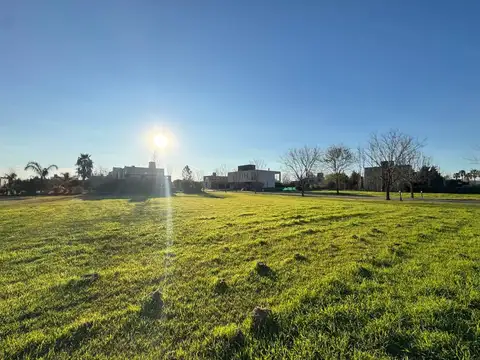 Terreno en Venta 23  mts Frente