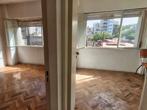 Avenida Entre Ríos 1000