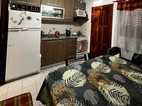 Departamento 4 ambientes con 2 baños