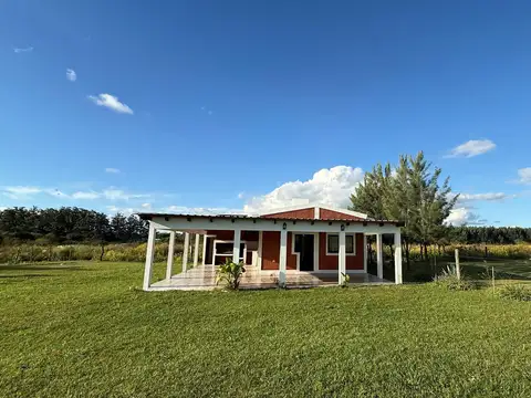 CASA EN VENTA EN CECILIO ECHEVARRIA