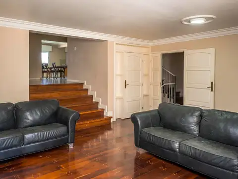 Casa en Venta de 5 dormitorios