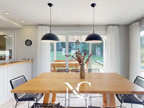 Casa 4 ambientes con 3 baños