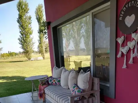 Casa 4 ambientes con 3 baños