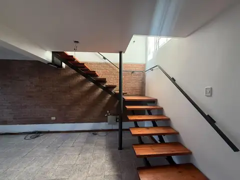 Depto Tipo Casa en Alquiler al Oeste