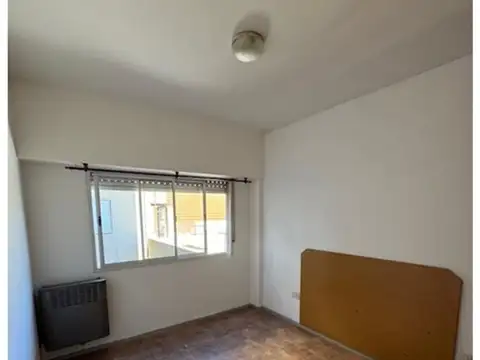 Cavassa 3200, Piso 1