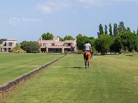 Terreno en Venta de 894,0 m2