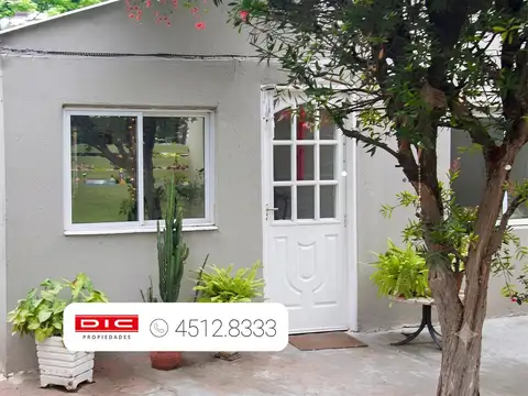 Casa 3 ambientes en  Villa Adelina