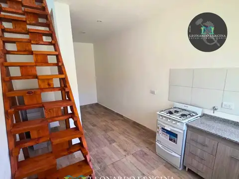 Depto Tipo Casa en Venta de 3 ambientes