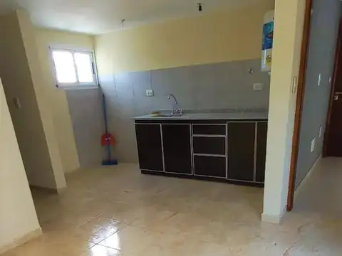 OPORTUNIDAD!...Dos ambientes a estrenar a 4 cuadras del mar!