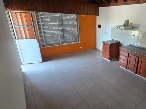 Av juan manuel de rosas  al 3200