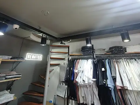 Local en Alquiler en Monte Grande, $ 1.100.000