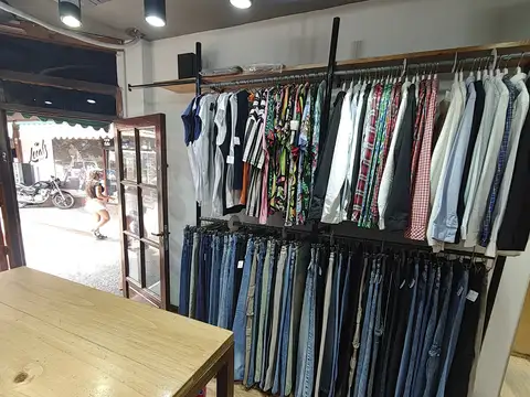 Local en Alquiler en Monte Grande, $ 1.100.000