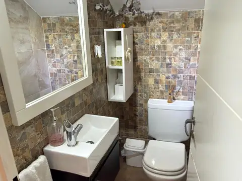 DUPLEX 3 AMBIENTES EN CARAPACHAY