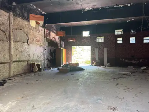 Local en Alquiler en Villa Urquiza, $ 9.500.000