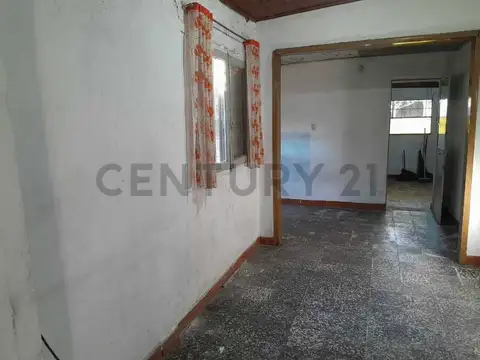 61 N° 2764 entre 150 y 151 2700, Piso 0