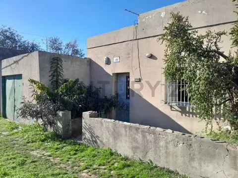 CASA EN VENTA EN LA PLATA