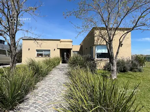 Venta Casa San Sebastián Área 11