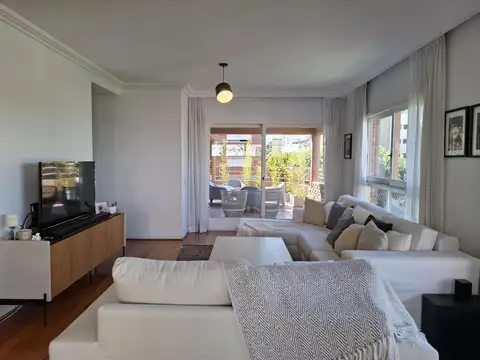 Departamento en Venta con 2 cocheras