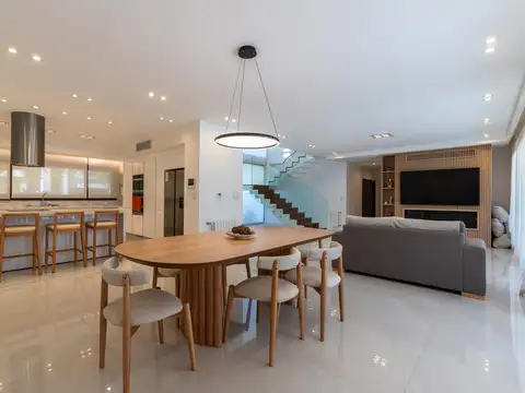 Casa en Venta de 4 dormitorios