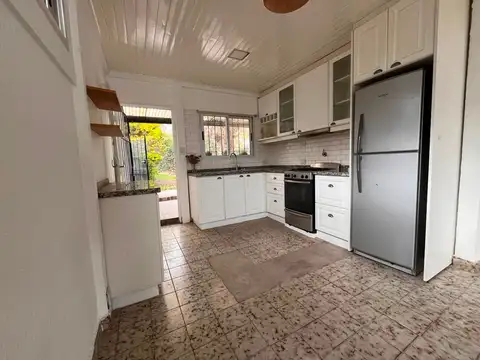 Depto Tipo Casa en Alquiler de 3 ambientes