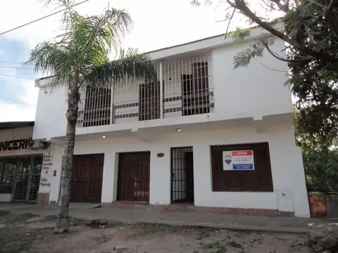 VENTA CASA DUPLEX AV LIBERTAD, ZONA COMERCIAL 