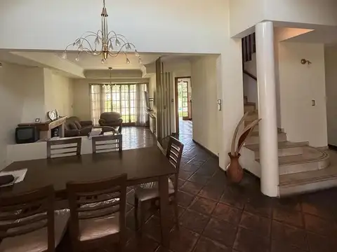 Casa en Venta en Mendoza, Capital