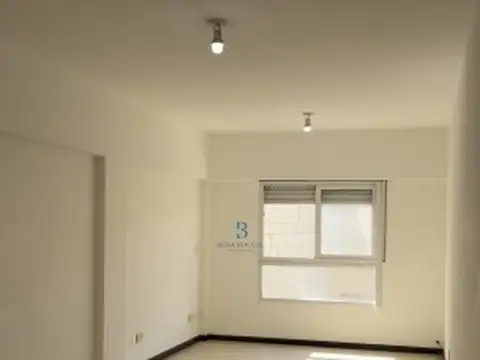 Munilla 939 , Piso 1